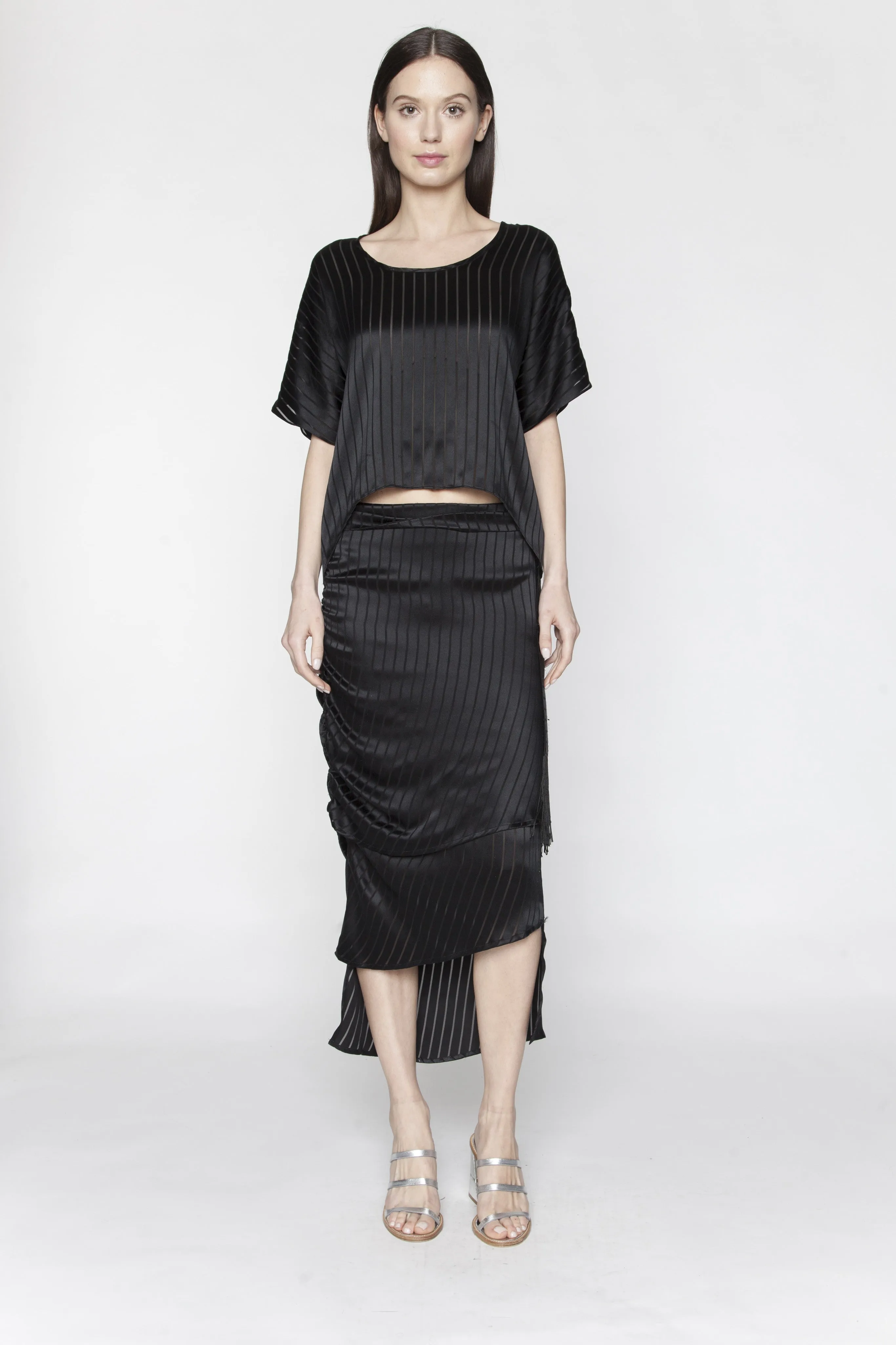 Black Blinds Ann Top