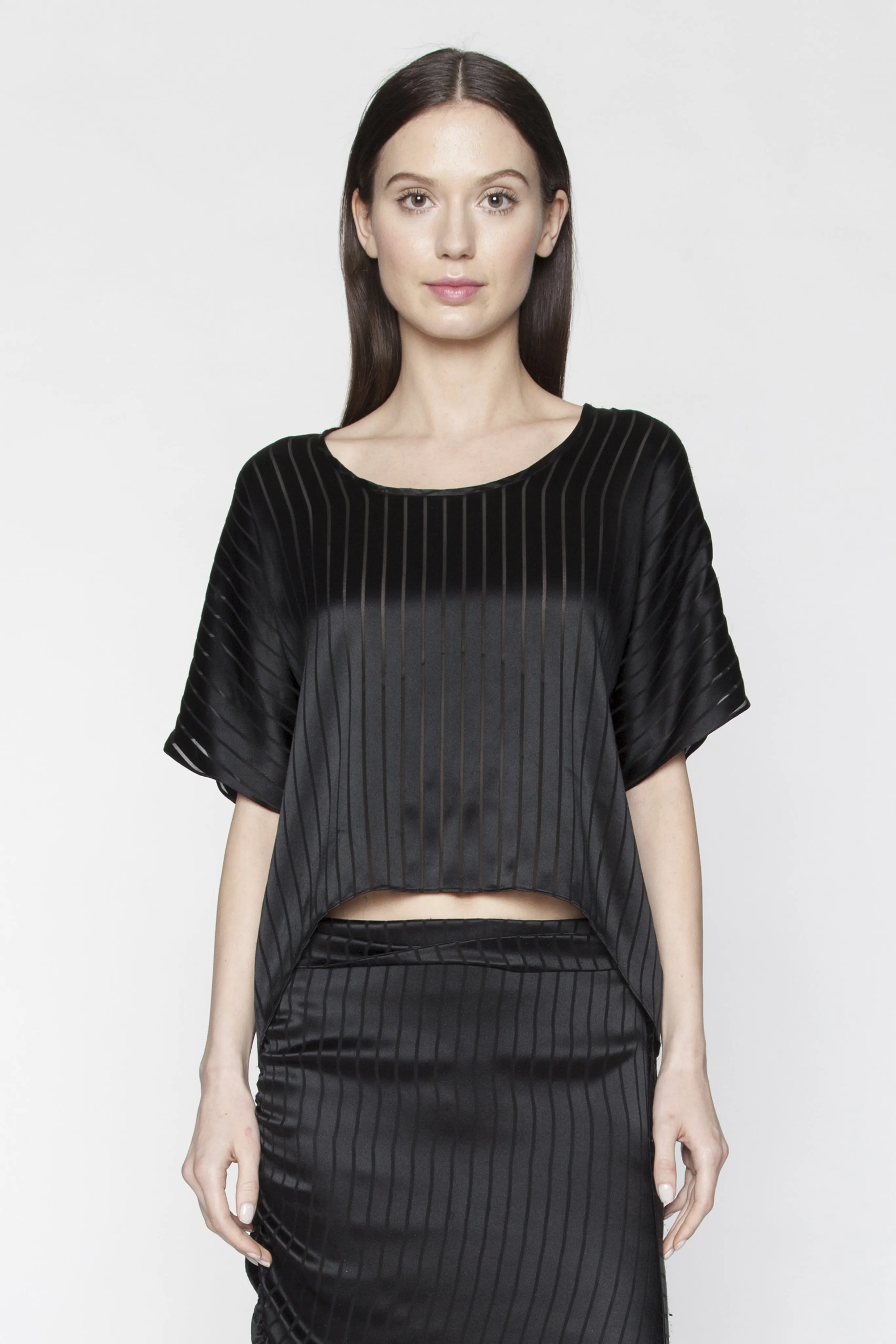 Black Blinds Ann Top