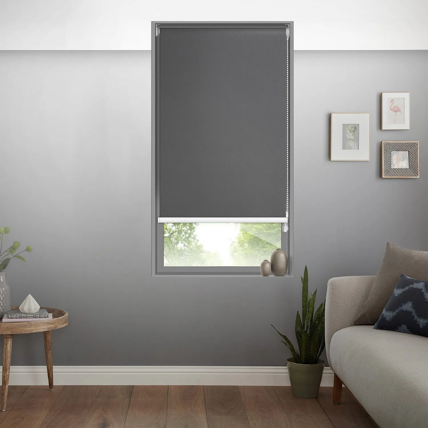 Blackout Roller Blind (100 x 250cm)