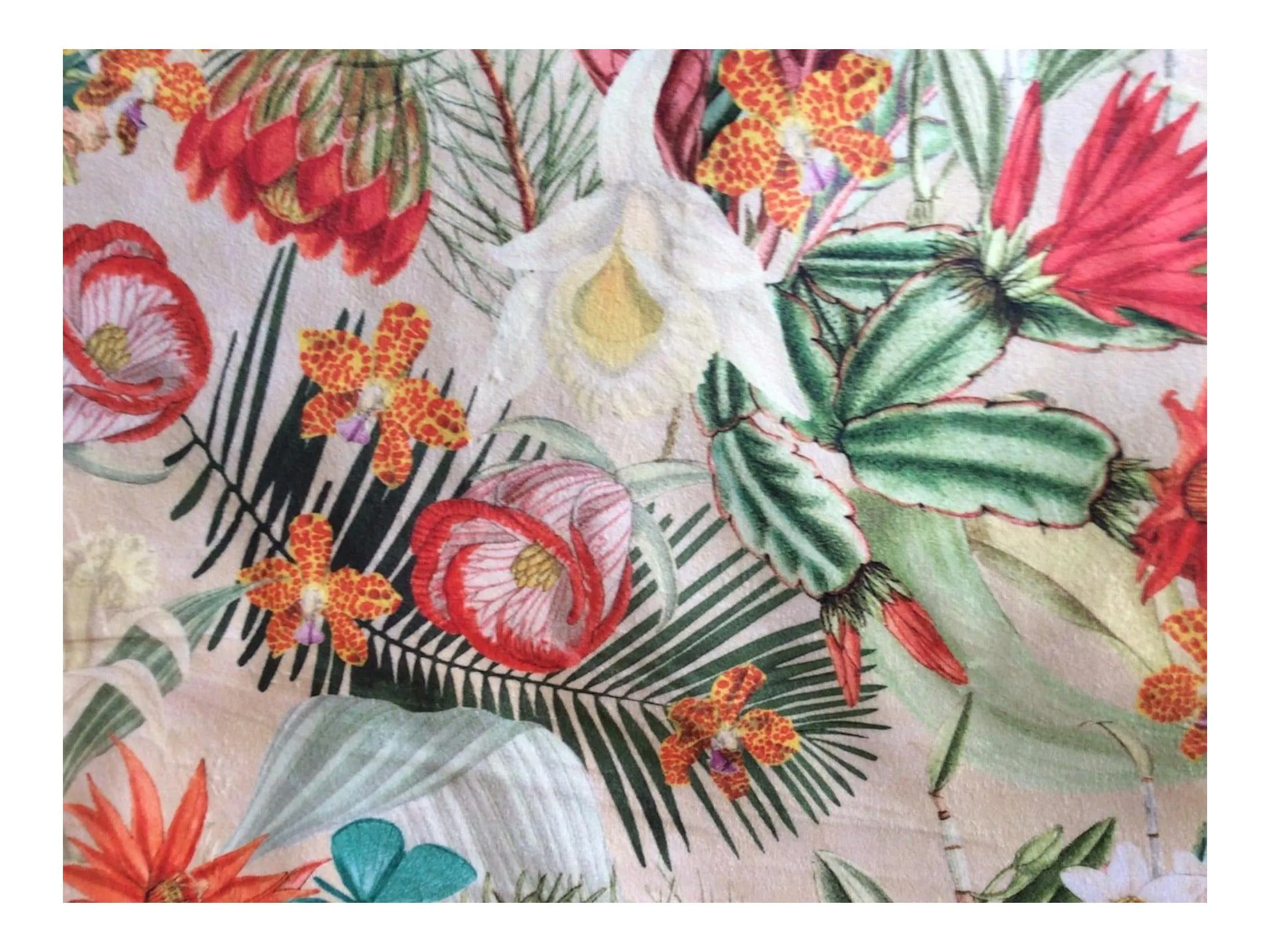 VICTORIAN FLORAL  Pattern Upholstery / Furnishing  velvet - 140  cms - 330 gsm flowery